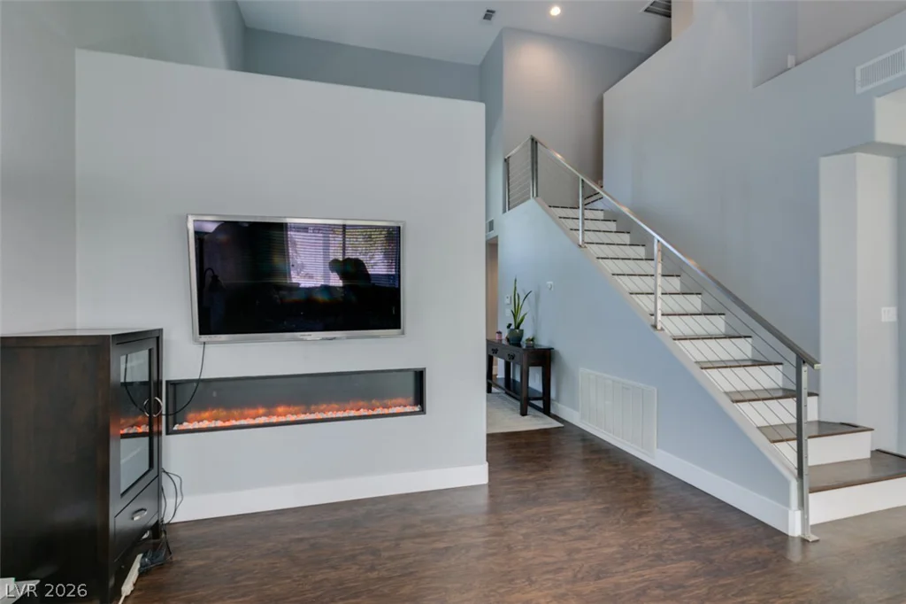 1013 Corsica, Las Vegas, NV 89144
