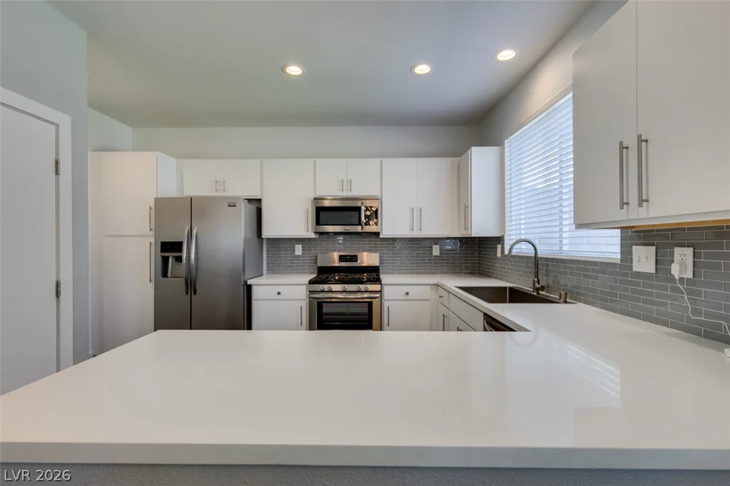 1013 Corsica, Las Vegas, NV 89144