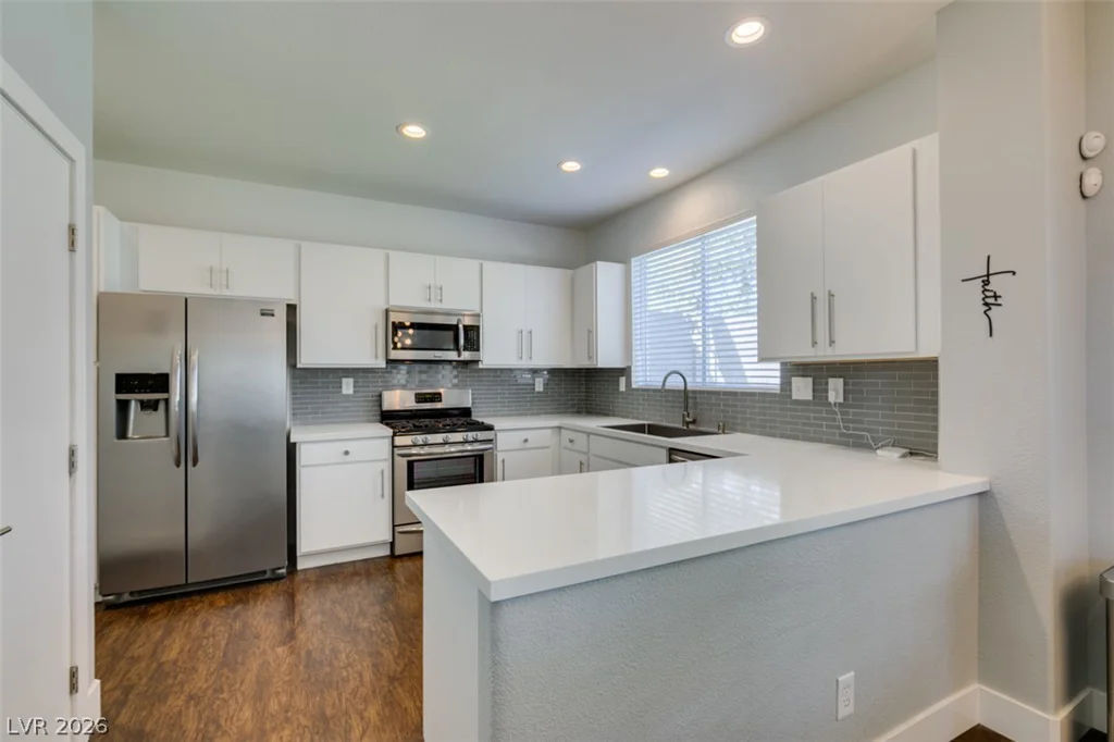 1013 Corsica, Las Vegas, NV 89144