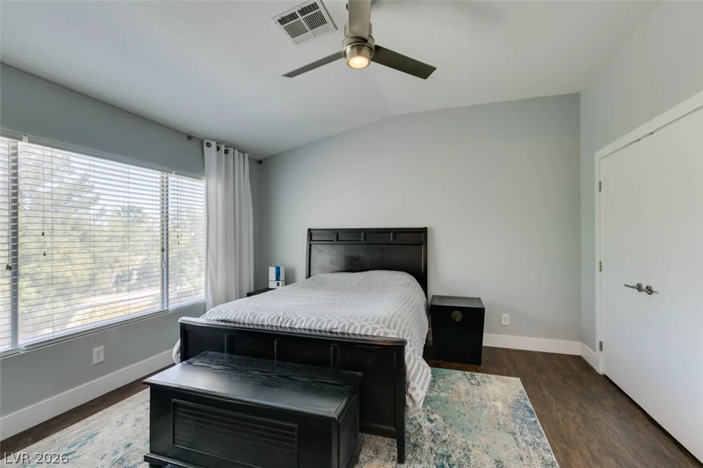 1013 Corsica, Las Vegas, NV 89144