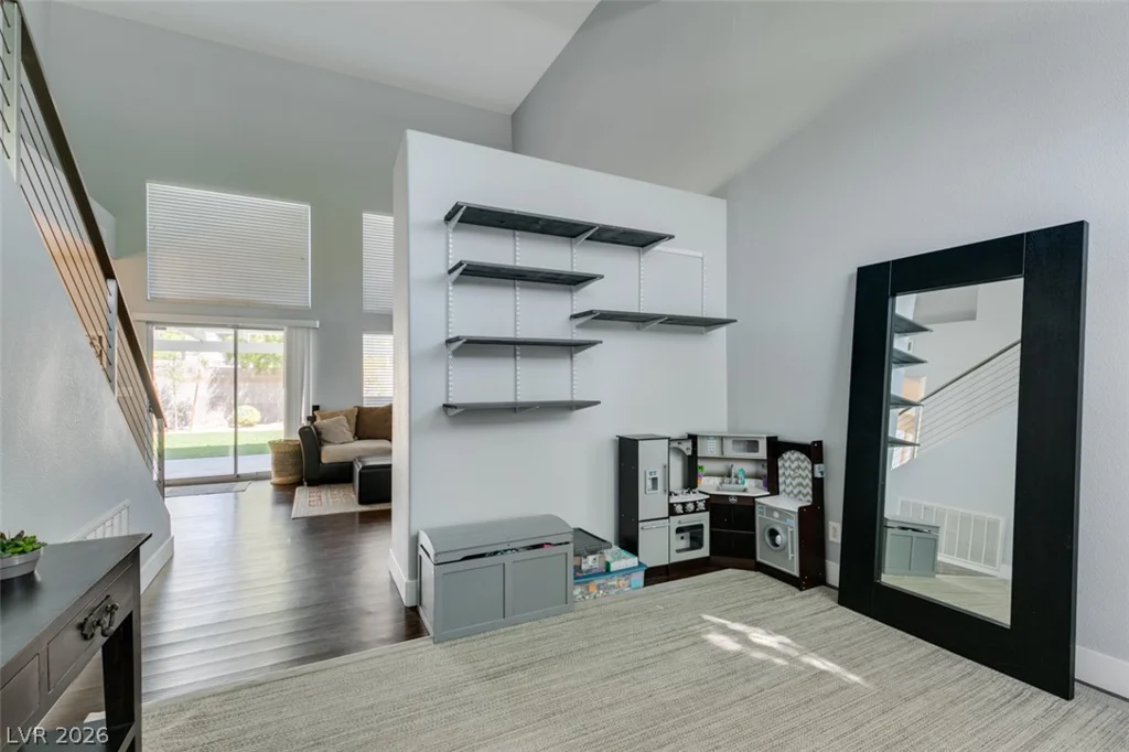 1013 Corsica, Las Vegas, NV 89144