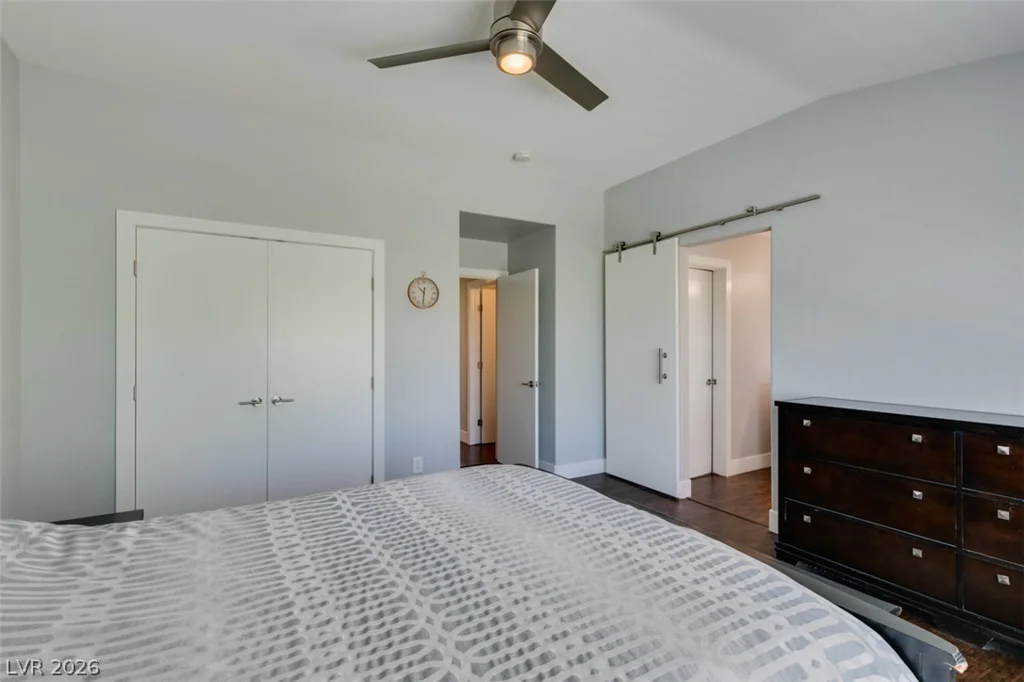 1013 Corsica, Las Vegas, NV 89144