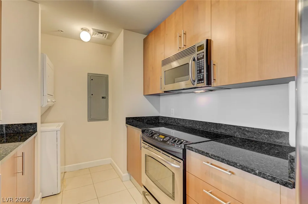 200 Sahara, Las Vegas, NV 89102