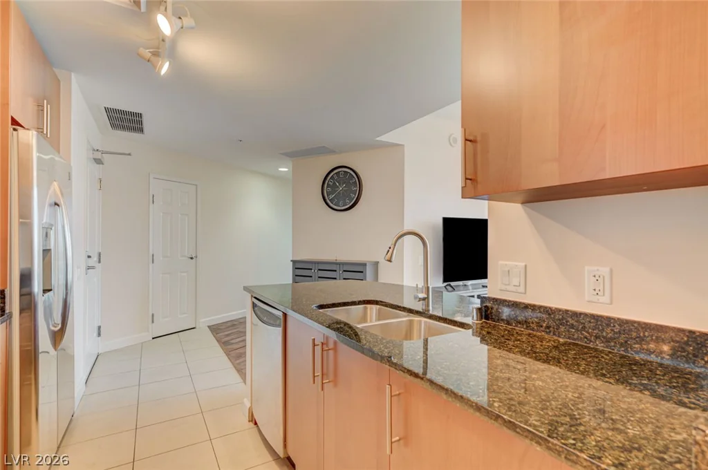200 Sahara, Las Vegas, NV 89102