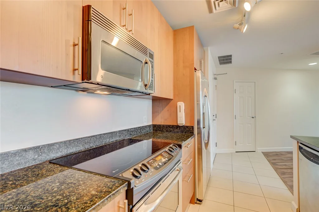 200 Sahara, Las Vegas, NV 89102