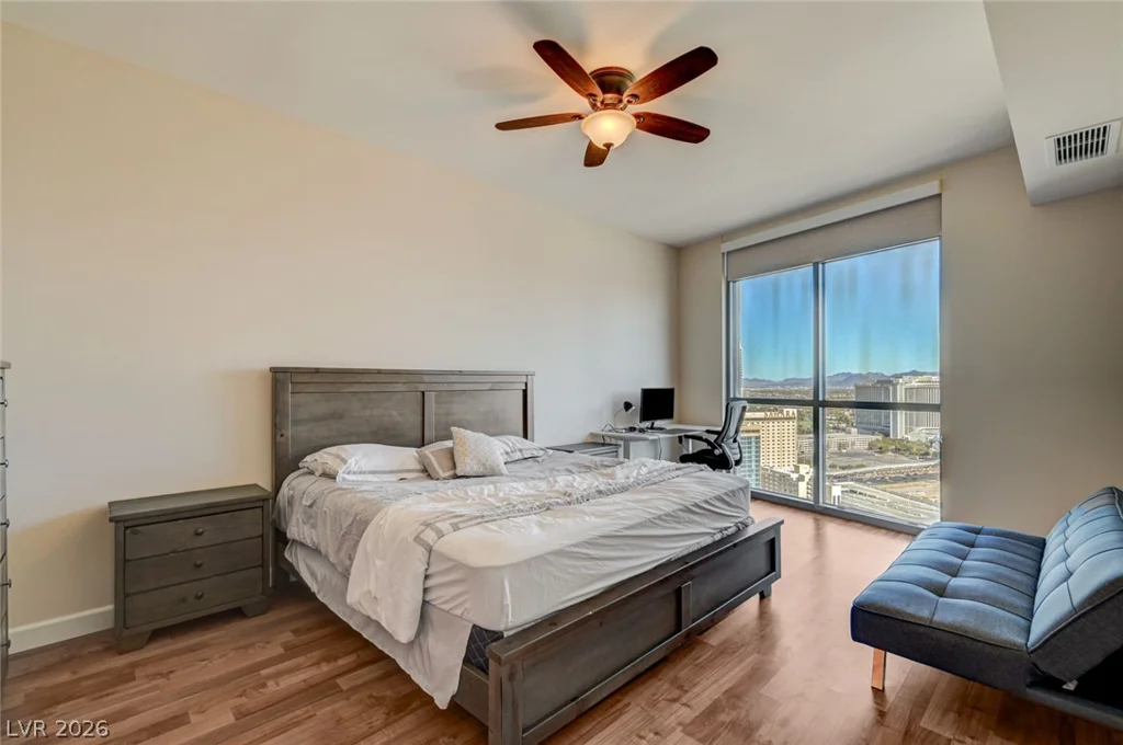 200 Sahara, Las Vegas, NV 89102