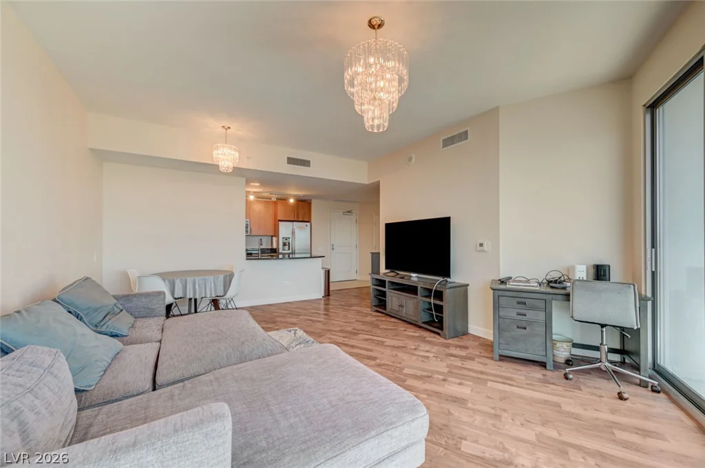 200 Sahara, Las Vegas, NV 89102