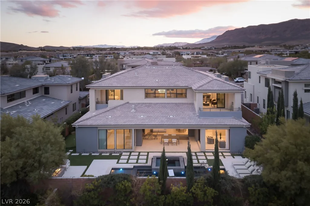 11454 Ruby Falls, Las Vegas, NV 89135