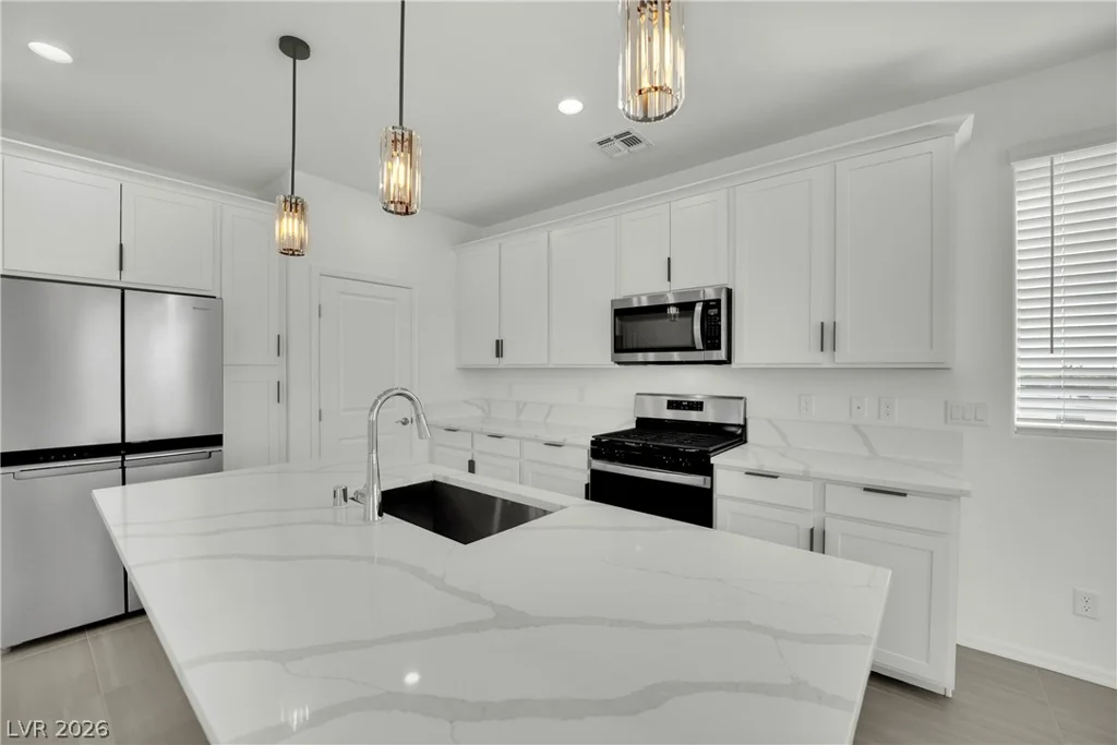 7805 Bethel Height, Las Vegas, NV 89113