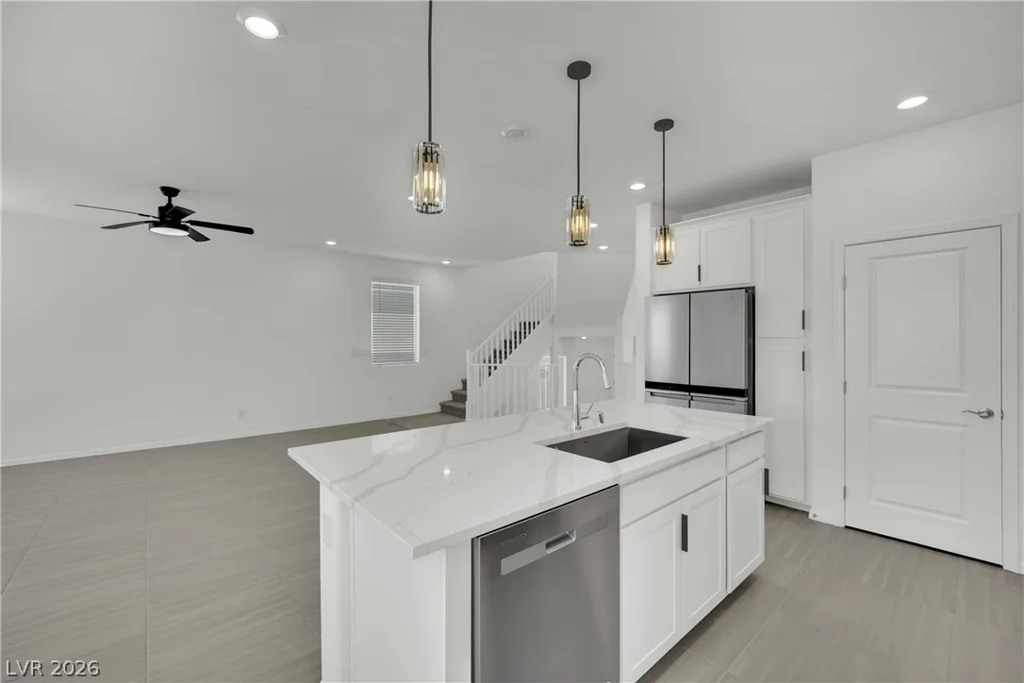 7805 Bethel Height, Las Vegas, NV 89113