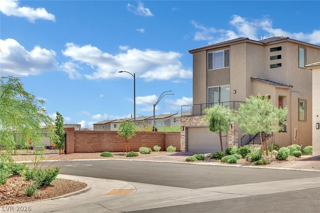 7805 Bethel Height, Las Vegas, NV 89113