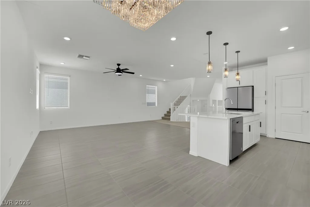 7805 Bethel Height, Las Vegas, NV 89113