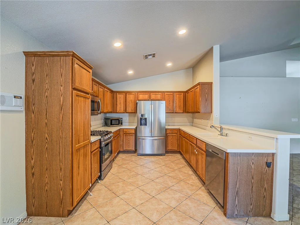 3695 Waynesvill, Las Vegas, NV 89122
