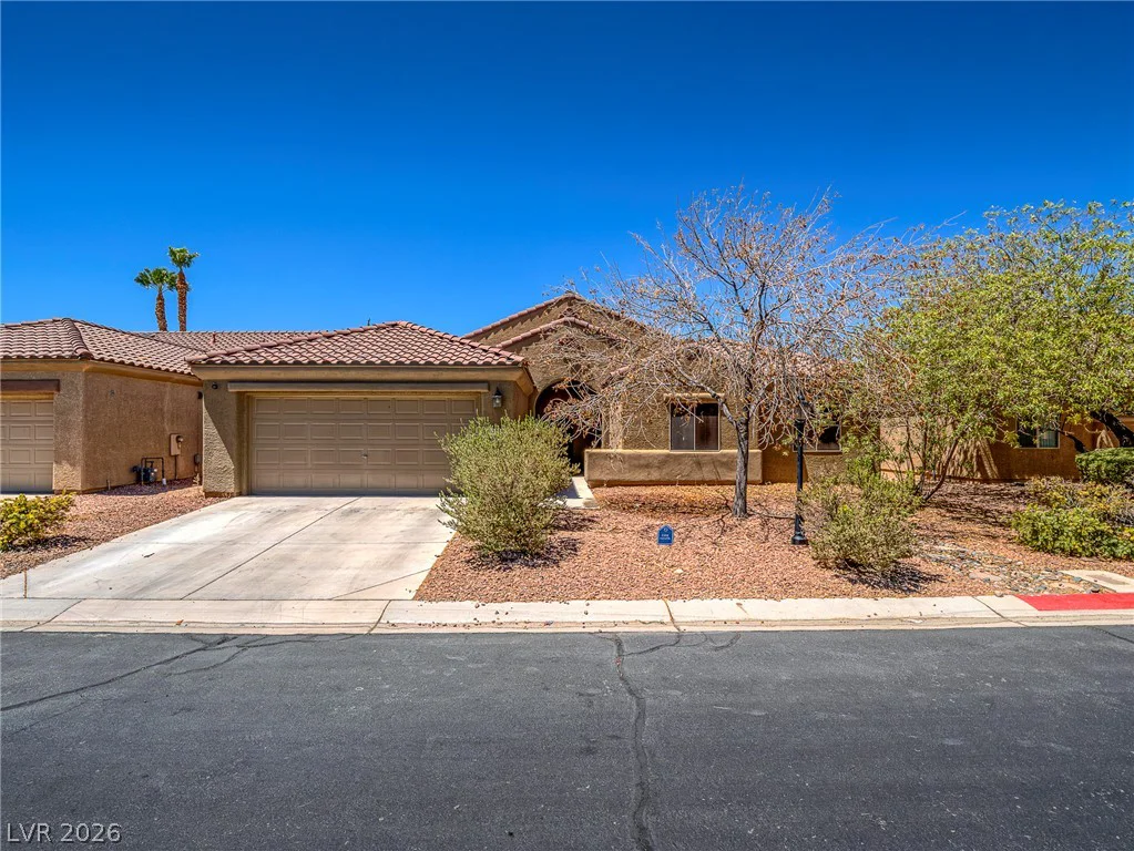 3695 Waynesvill, Las Vegas, NV 89122