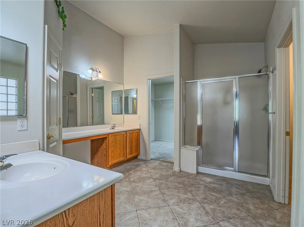 3695 Waynesvill, Las Vegas, NV 89122