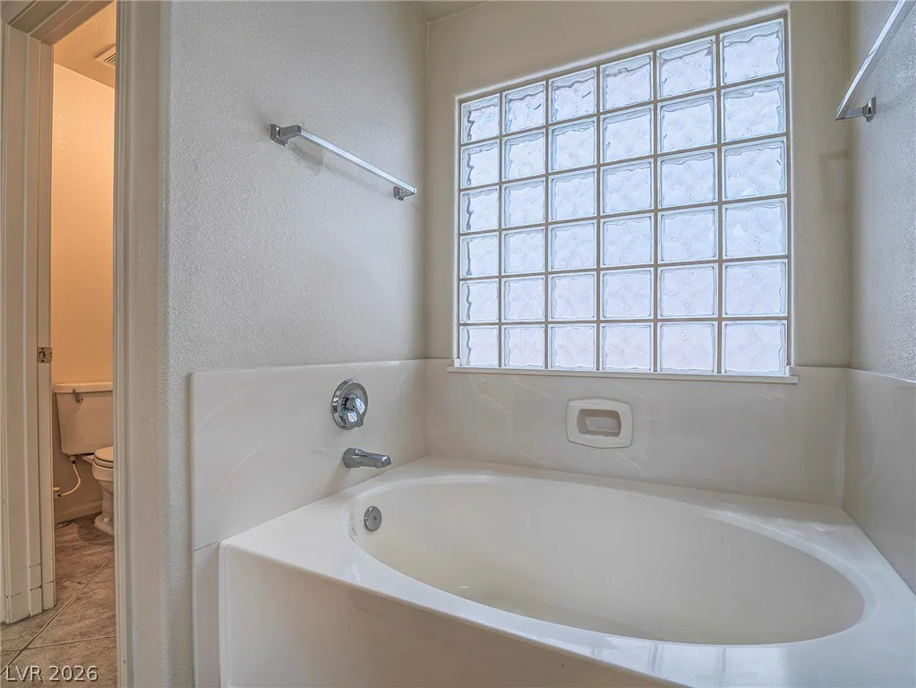 3695 Waynesvill, Las Vegas, NV 89122