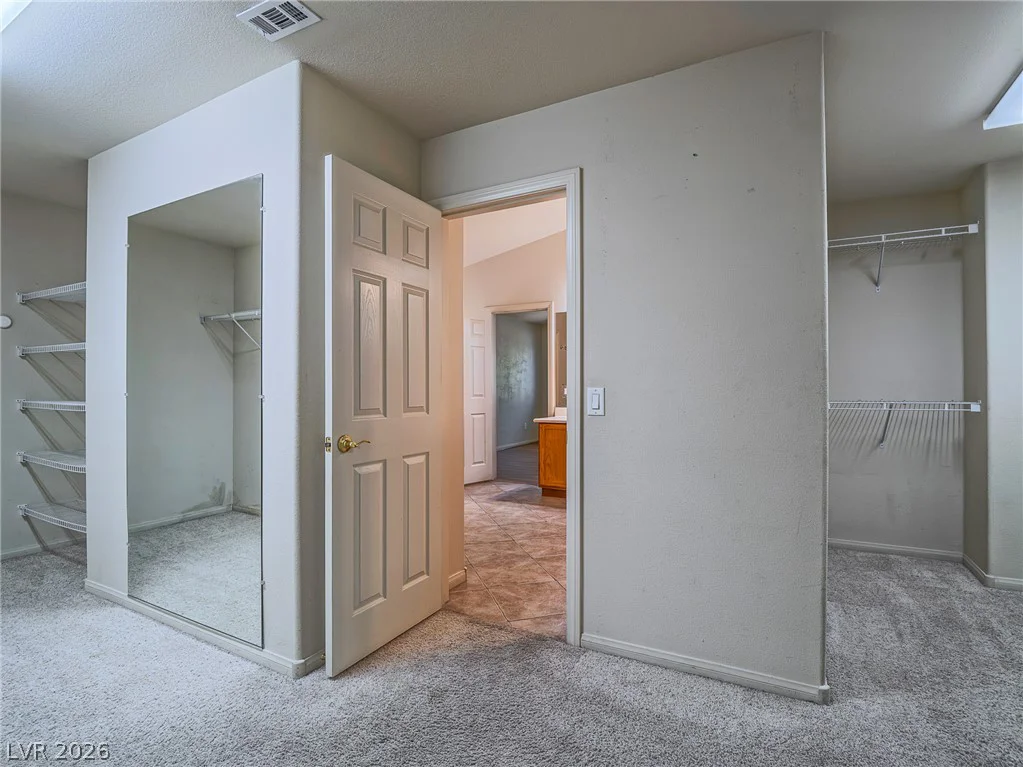 3695 Waynesvill, Las Vegas, NV 89122