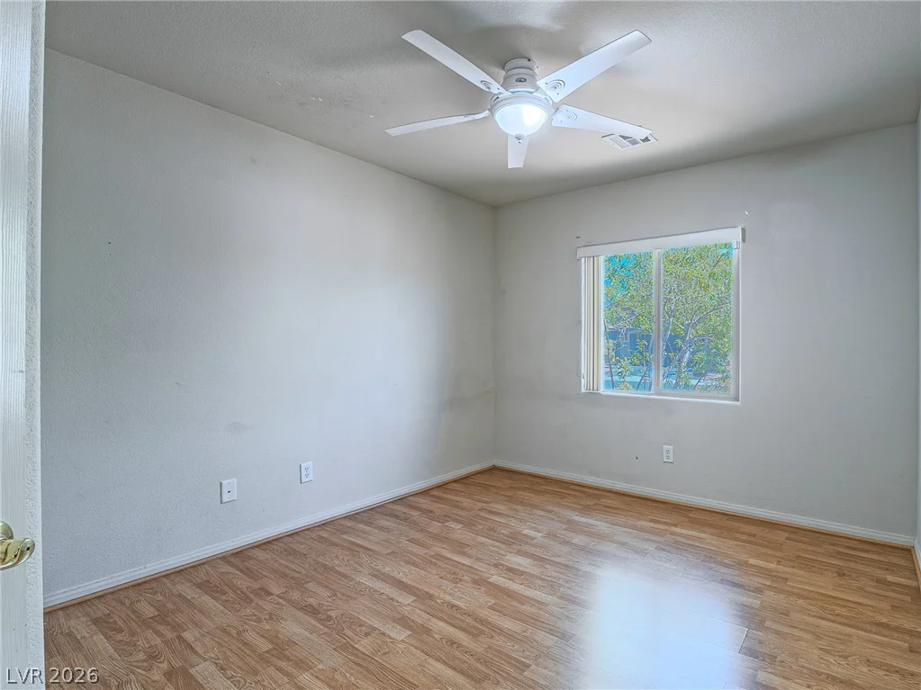 3695 Waynesvill, Las Vegas, NV 89122
