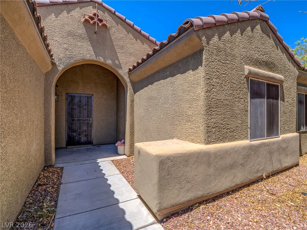 3695 Waynesvill, Las Vegas, NV 89122