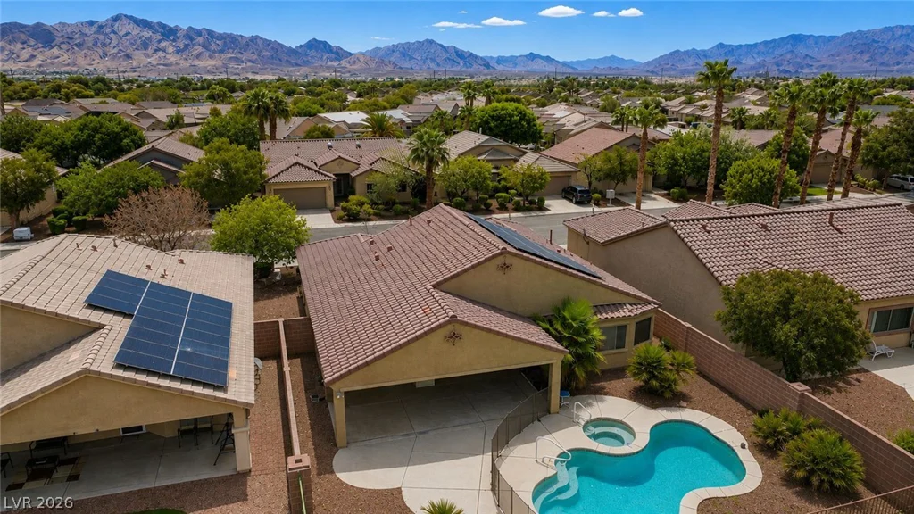 3695 Waynesvill, Las Vegas, NV 89122