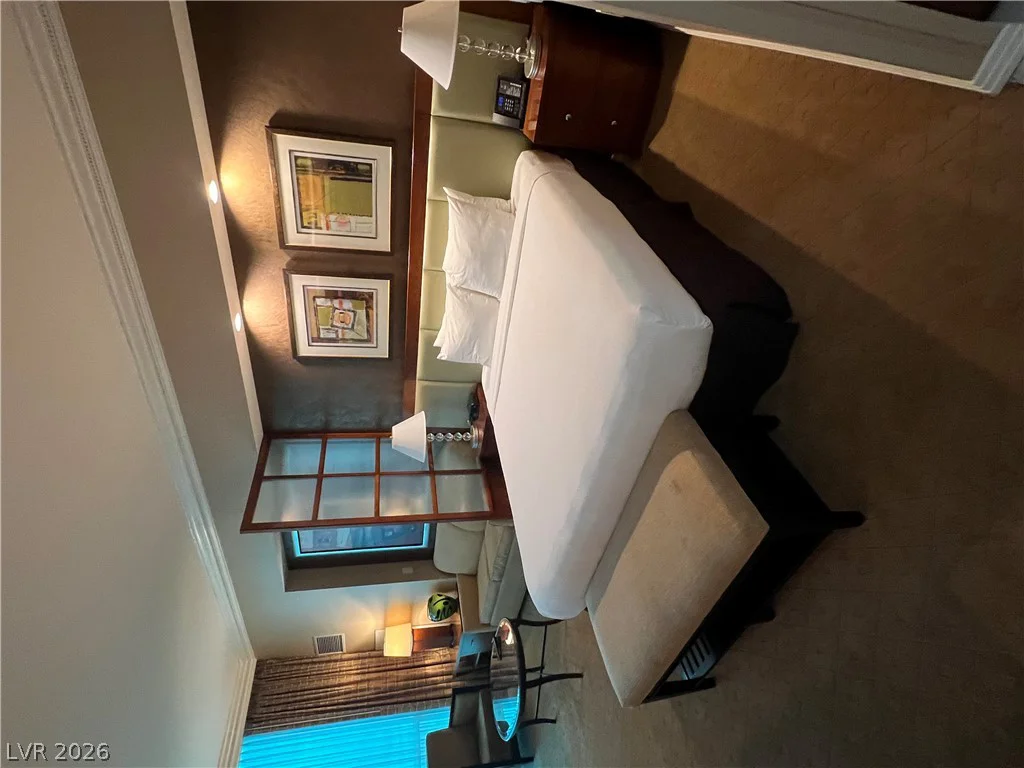 125 Harmon, Las Vegas, NV 89109