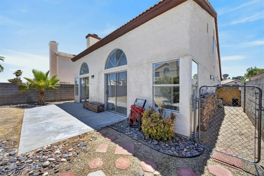 1730 Garden Path, Las Vegas, NV 89119