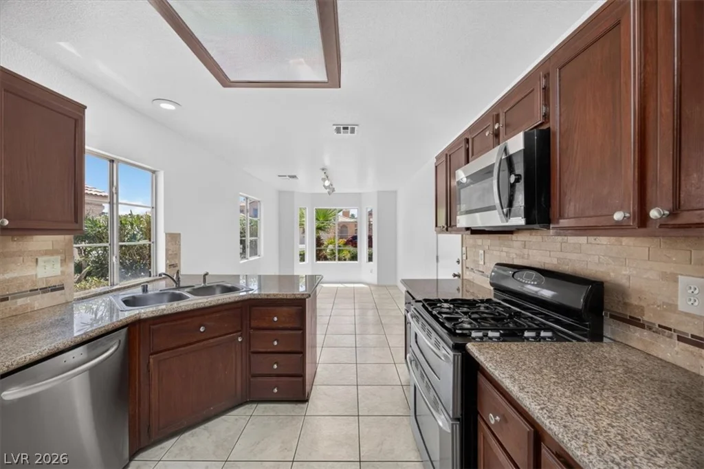 1730 Garden Path, Las Vegas, NV 89119