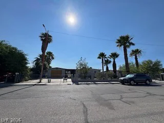 1922 Douglas, North Las Vegas, NV 89030
