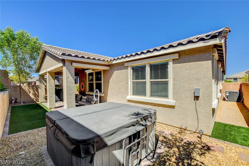 8057 Eve Rock, Las Vegas, NV 89166