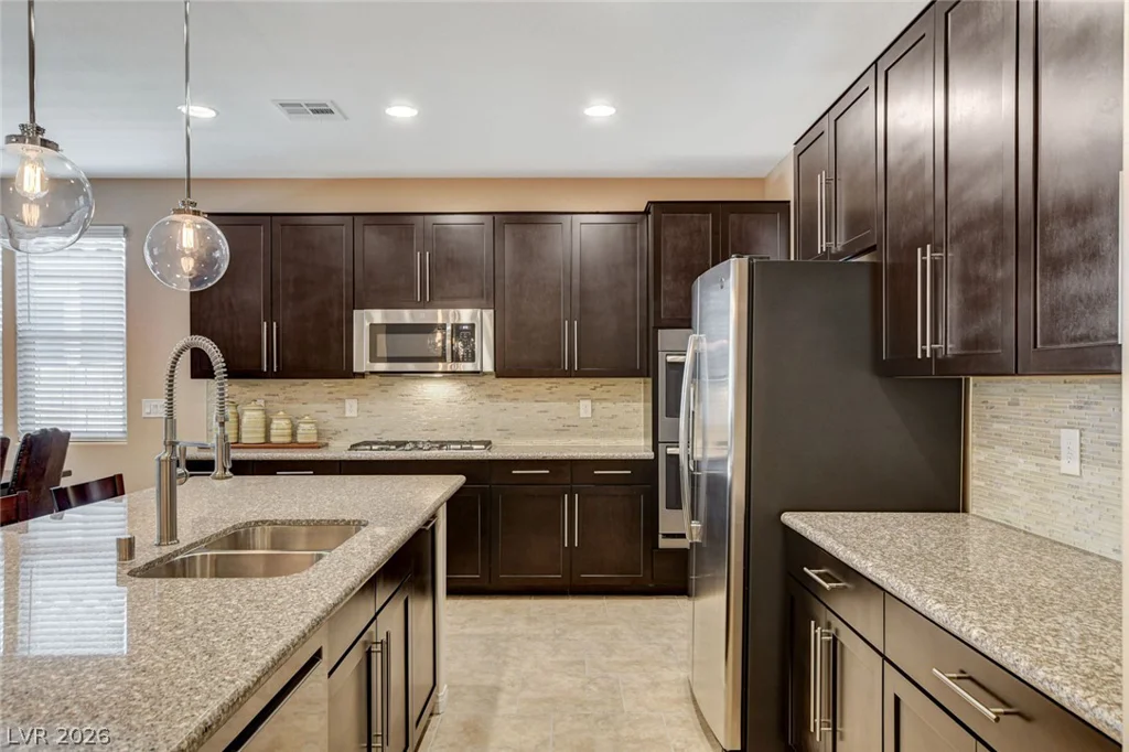 8057 Eve Rock, Las Vegas, NV 89166