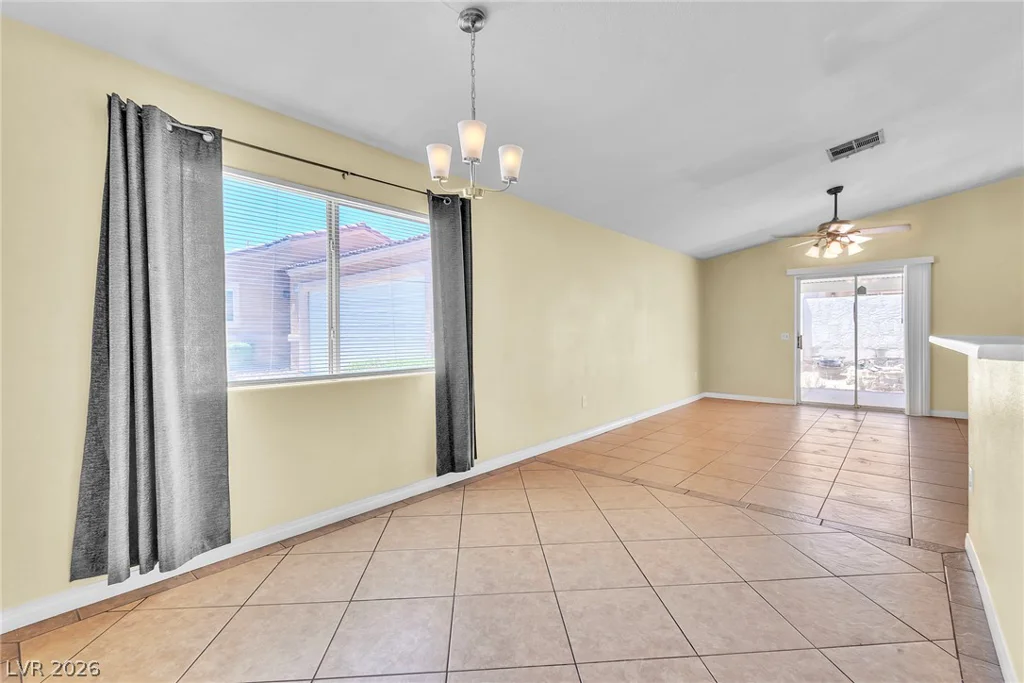 6673 Diamond Care, Las Vegas, NV 89122