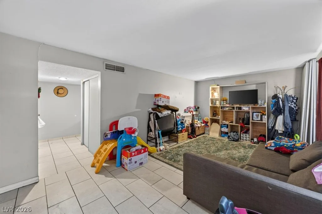 2518 Bulloch, North Las Vegas, NV 89030