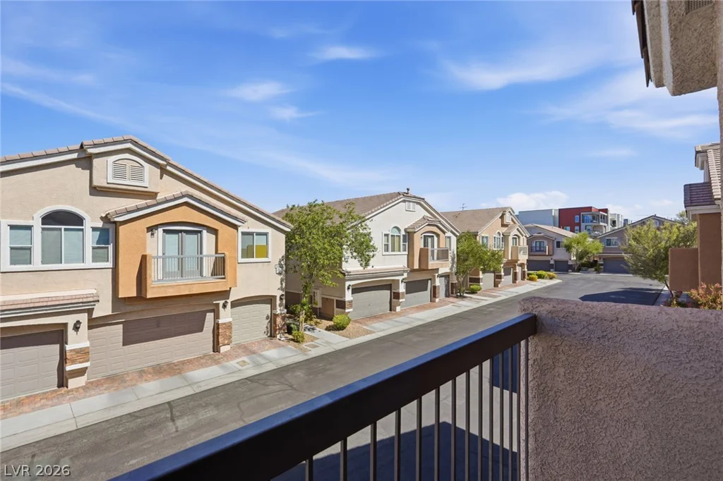 10119 Sunset Palisades, Las Vegas, NV 89183