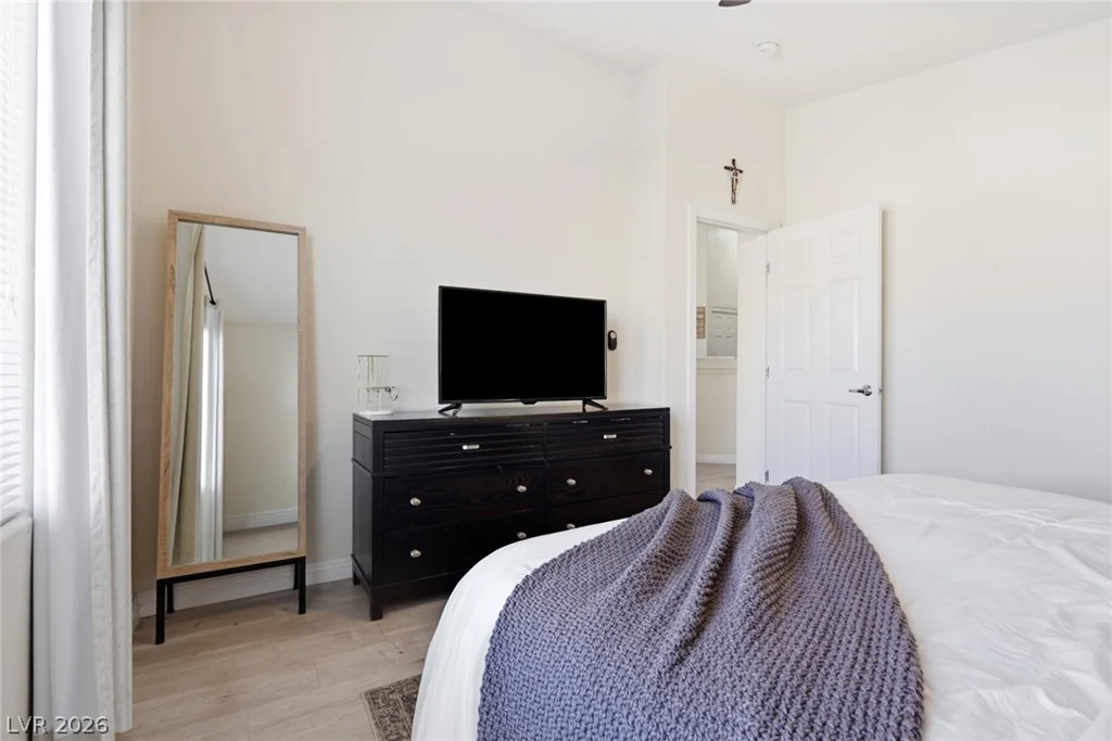 10119 Sunset Palisades, Las Vegas, NV 89183