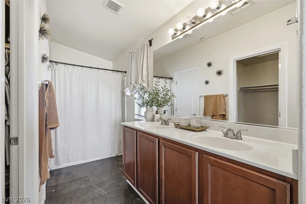 10119 Sunset Palisades, Las Vegas, NV 89183