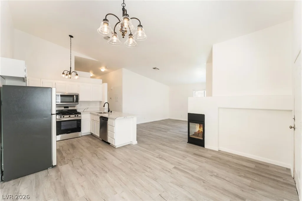2110 Los Feliz, Las Vegas, NV 89156