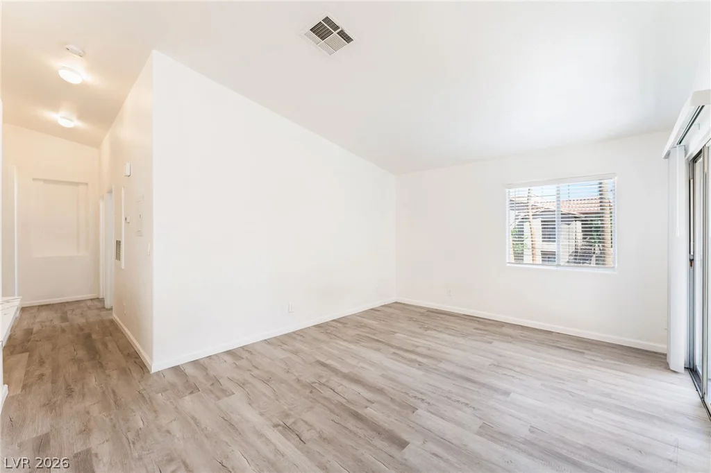 2110 Los Feliz, Las Vegas, NV 89156
