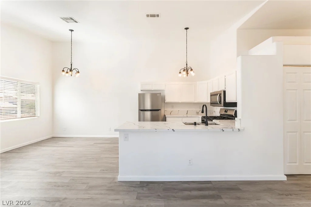 2110 Los Feliz, Las Vegas, NV 89156
