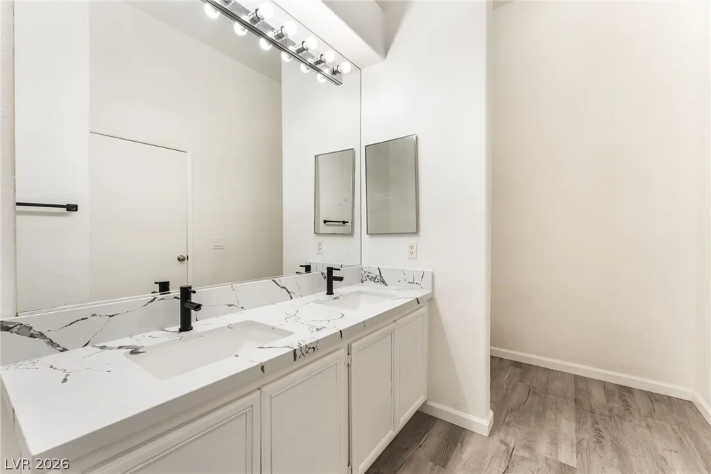 2110 Los Feliz, Las Vegas, NV 89156