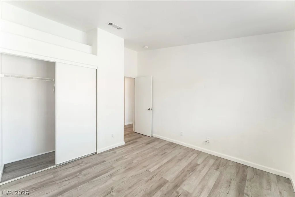 2110 Los Feliz, Las Vegas, NV 89156