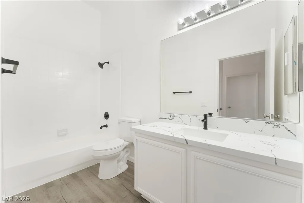2110 Los Feliz, Las Vegas, NV 89156