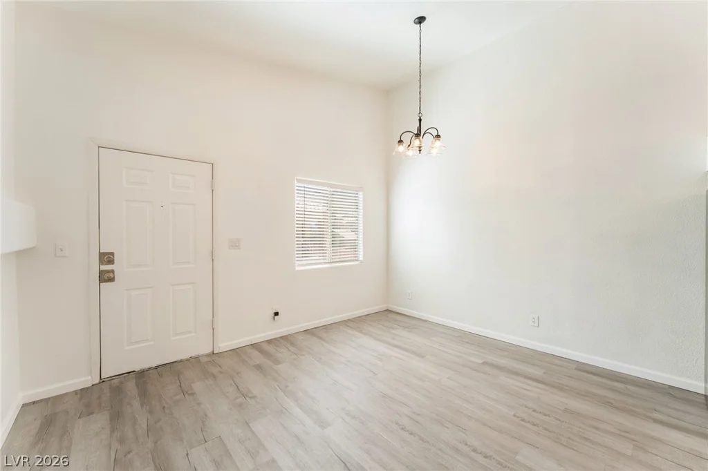 2110 Los Feliz, Las Vegas, NV 89156