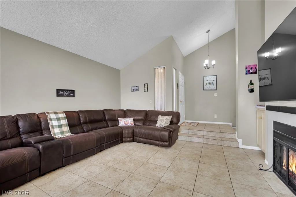 1714 La Cruz, Henderson, NV 89014