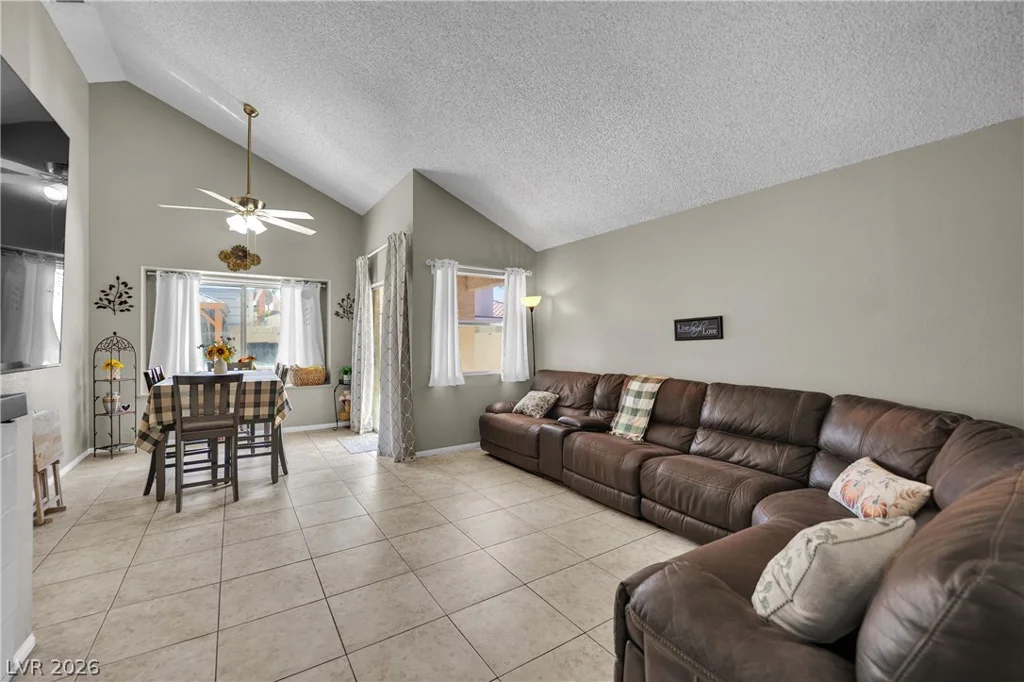 1714 La Cruz, Henderson, NV 89014