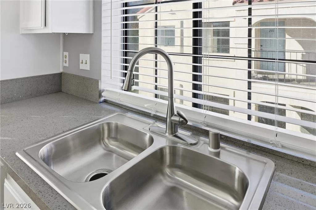 4836 Nara Vista, Las Vegas, NV 89103