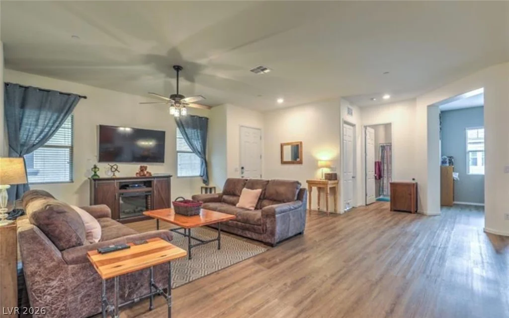 722 Orange Plume, Henderson, NV 89011