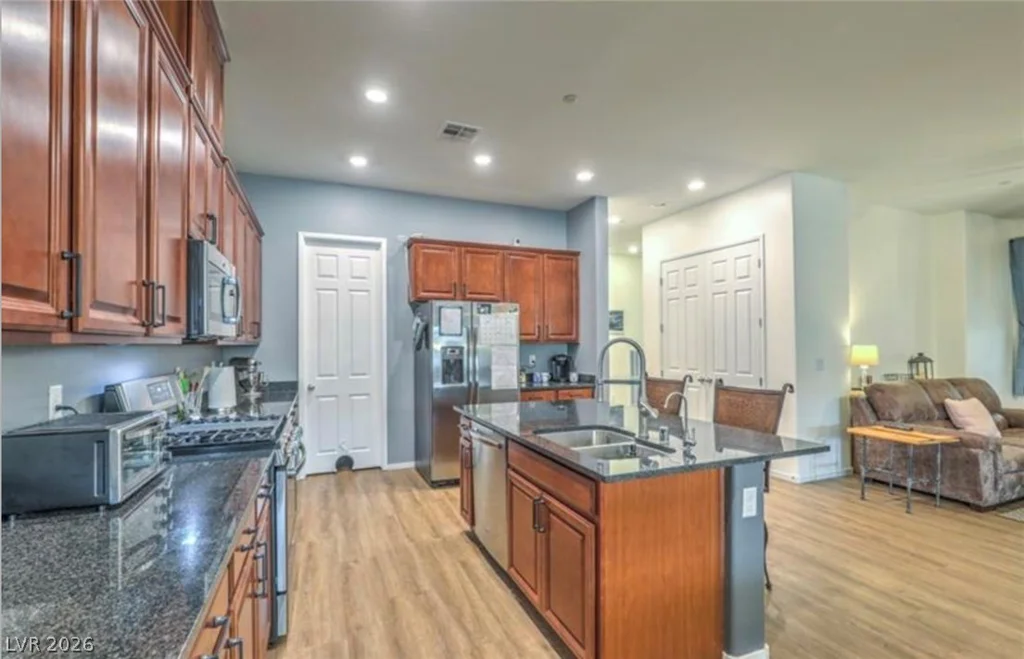 722 Orange Plume, Henderson, NV 89011