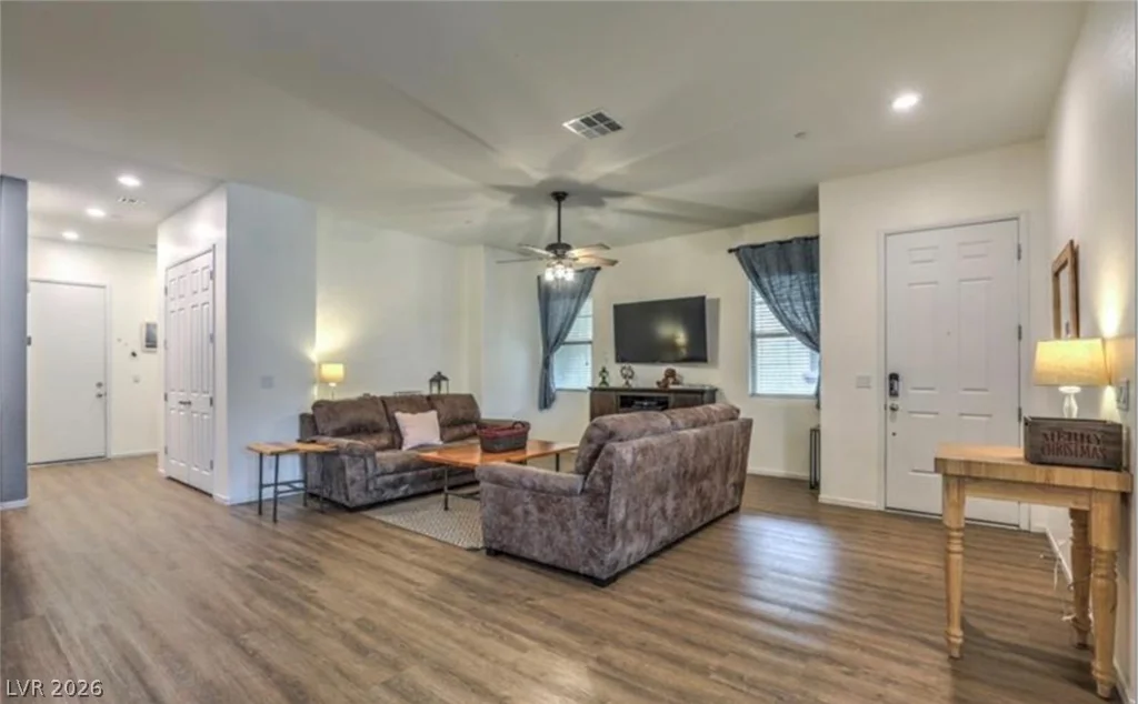 722 Orange Plume, Henderson, NV 89011