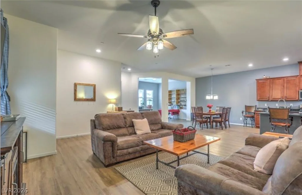 722 Orange Plume, Henderson, NV 89011
