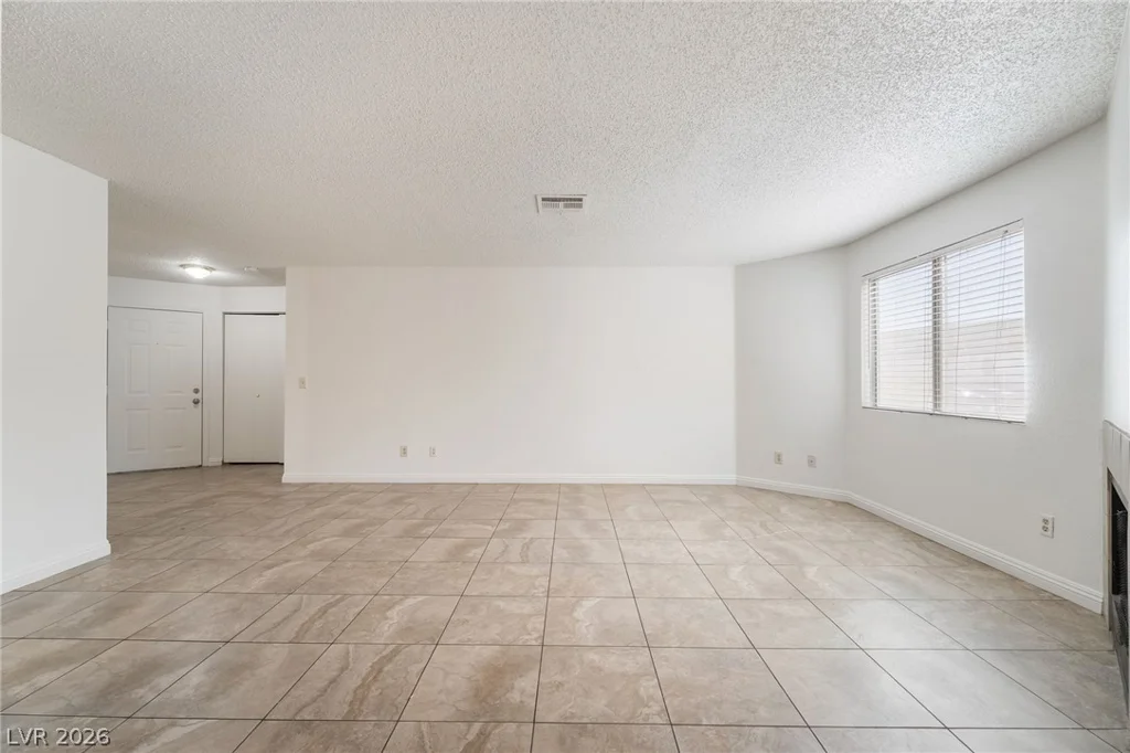6863 Tamarus, Las Vegas, NV 89119